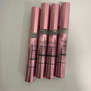Makeup Revolution Beauty Bright Light Highlighter Pen in Strobe Champagne